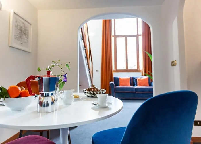Spanish Steps Luxury Apartment